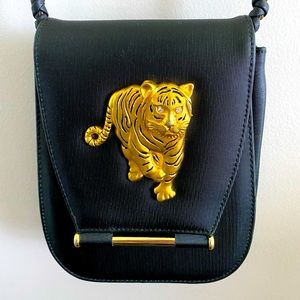 Black tiger purse 👜